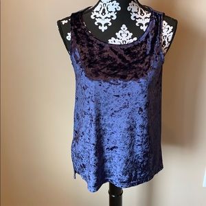 Velvet tank